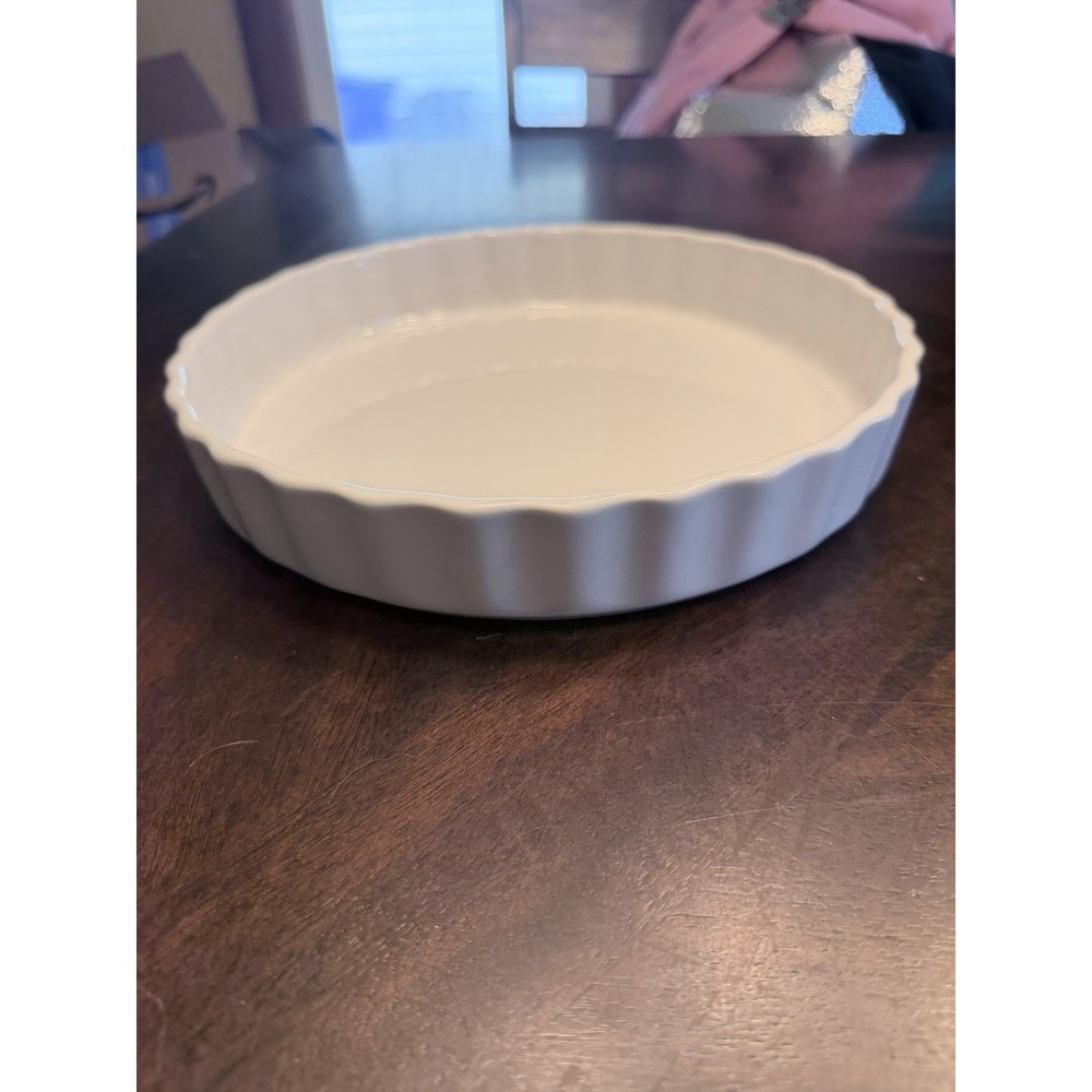 Chantal white scalloped Edge Fluted Pie Quiche Plate 10.5 inch